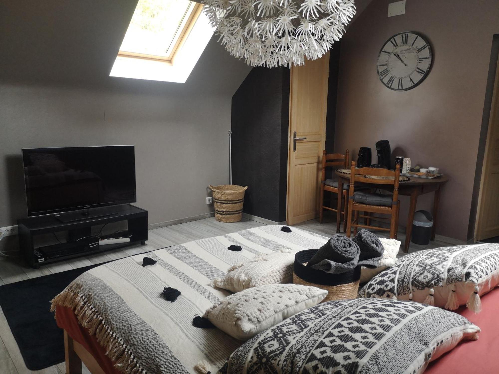 Agreable Chambre Privee Avec Entree Independante Ланже Экстерьер фото